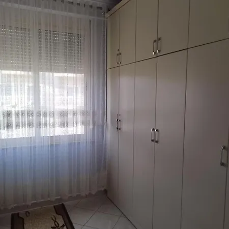 아파트 Aldi Summer